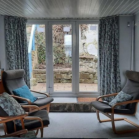 Arvonia Sleeps 7, Sea Views, Dog Friendly Villa New Quay  Luaran gambar