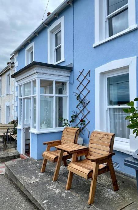 Arvonia Sleeps 7, Sea Views, Dog Friendly Villa New Quay  Luaran gambar